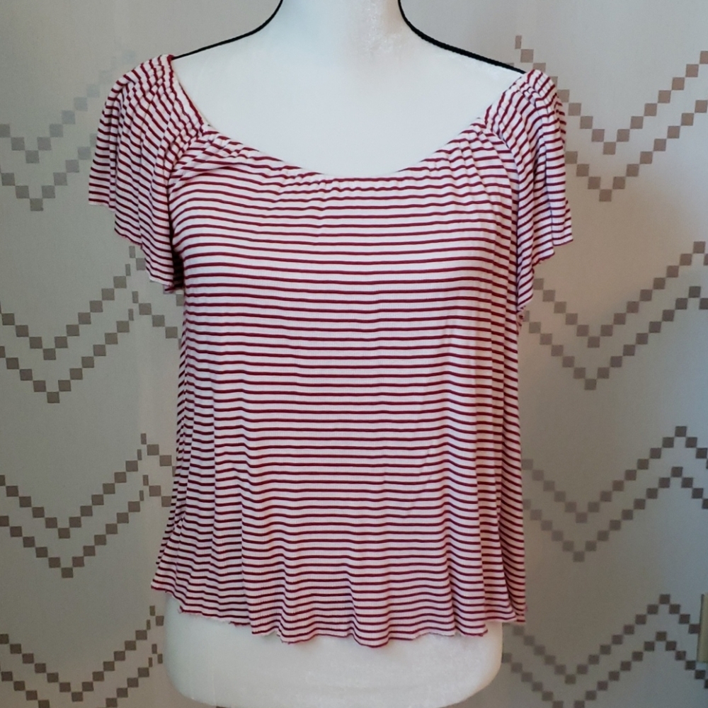Veronica M essentials off the shoulder top